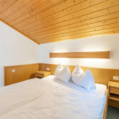 In Near Slopes, Cleaning Included Apartment *