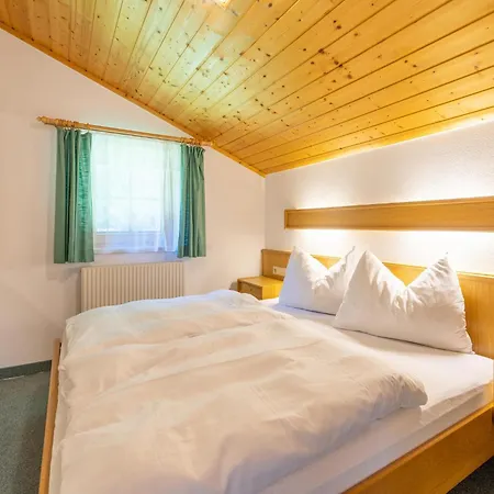 Beautiful With Stunning View, Cleaning Included *